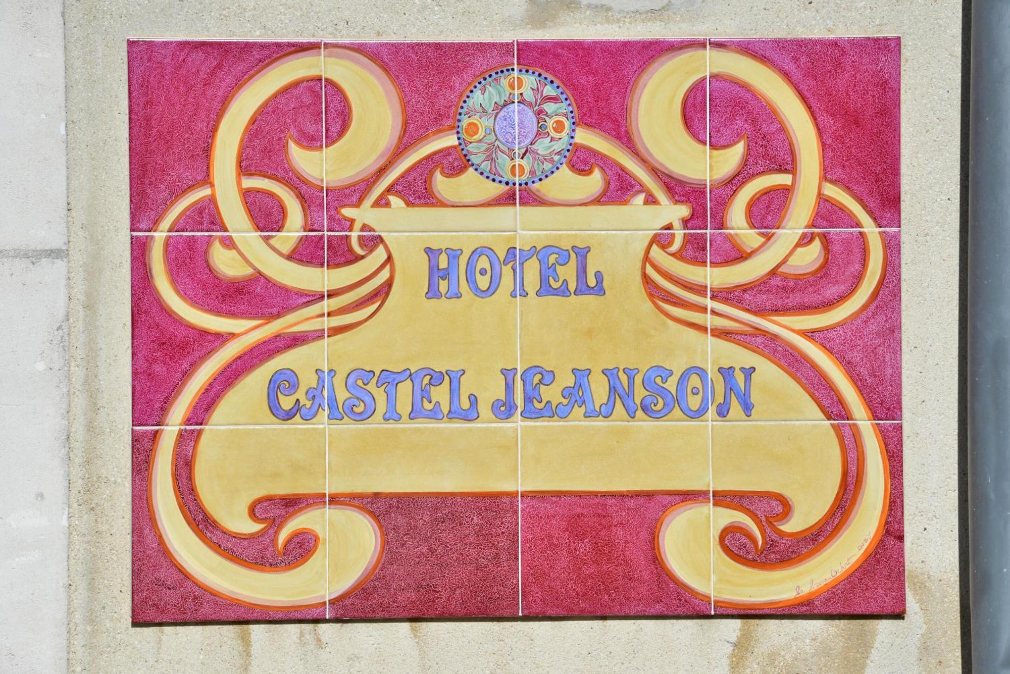 איי-שמפני Hotel Castel Jeanson מראה חיצוני תמונה