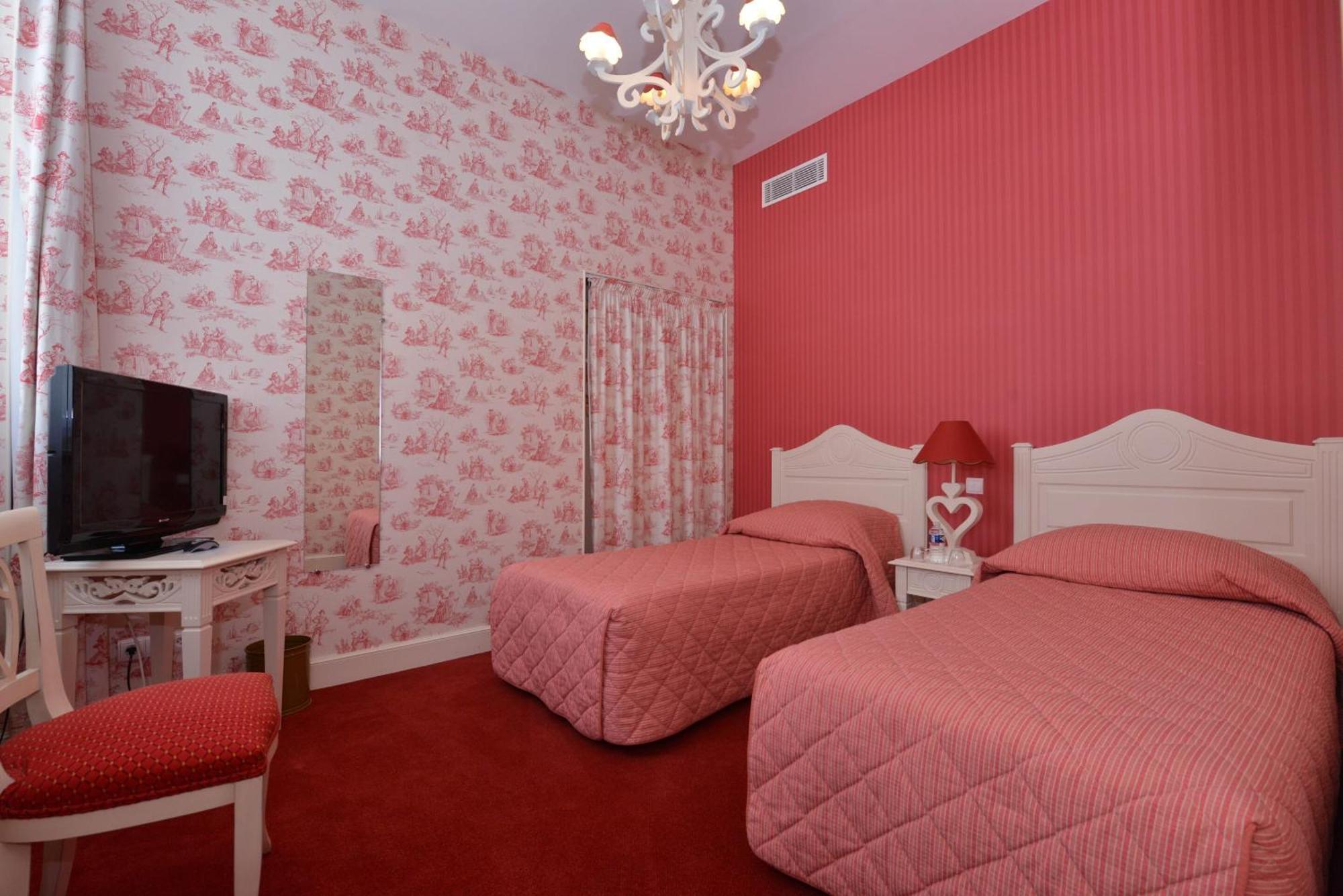 איי-שמפני Hotel Castel Jeanson חדר תמונה